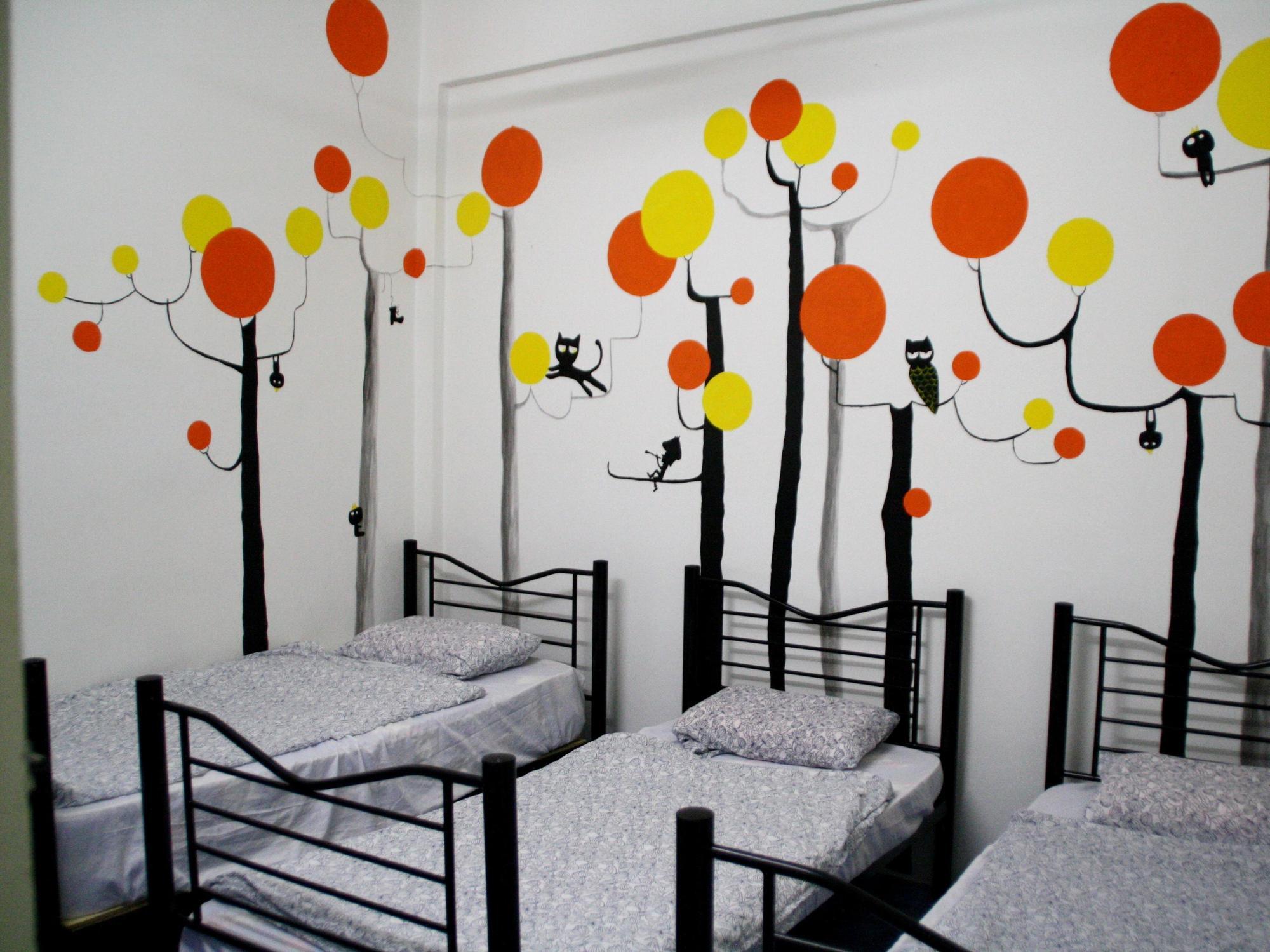 Spot On 89872 Kuantan Backpackers Hotel Buitenkant foto