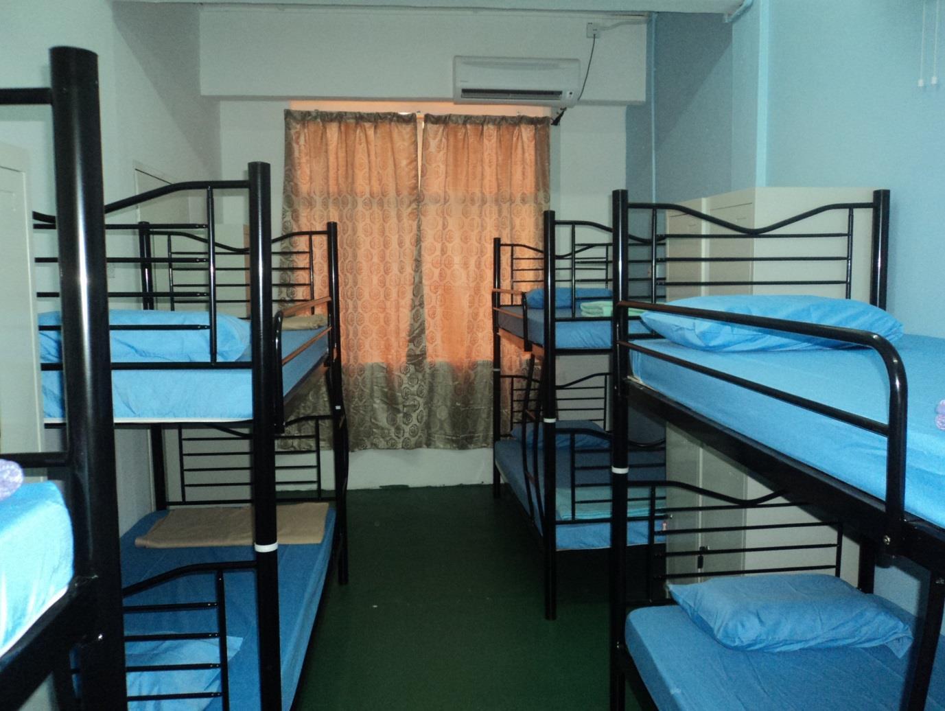 Spot On 89872 Kuantan Backpackers Hotel Buitenkant foto